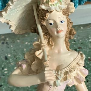 Price Drop!!!Beautiful Victorian Lady Figurine