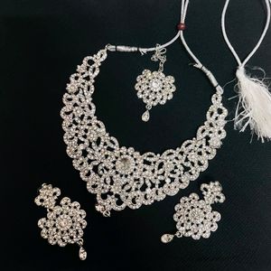 Women's Necklace