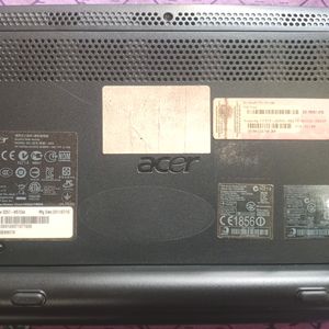 Acer Aspire One Mini Laptop D2570M