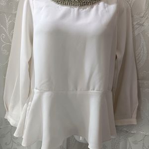 Beads O-neck Long Sleeves Top