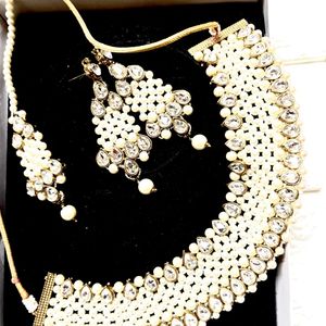 Beautiful Necklace Set