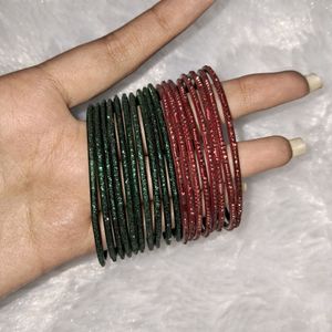 RED AND GREEN GLITTER BANGLES