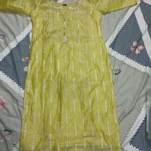 Women Embroidered Straight Lemon Yellow Kurta