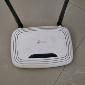 PRICE DROPPED - USED - TP-link Wireless Dual Anten