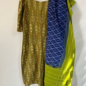 Green Cotton Ikkat Top And Duppata