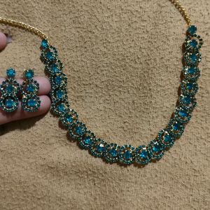 Its A Necklace Set Of Green Stone With Earrings