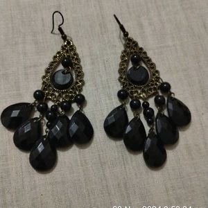 Combo : Two Elegant Earrings