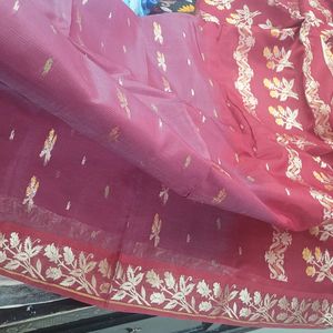**Grand New Amazing Saree With Blouse Attached**
