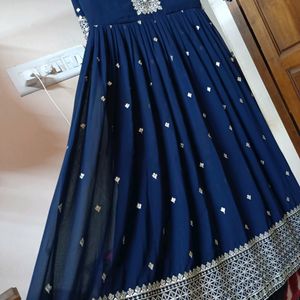 👗 Beautiful Navy Blue Gown 👗