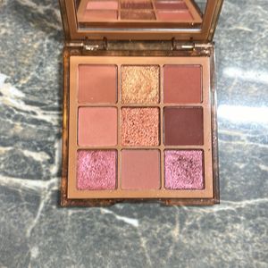 Huda Beauty Eyeshadow