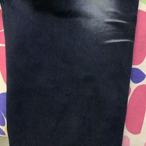 Used Dark Blue Coloured Capri