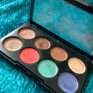 Contour And Concelar Palette