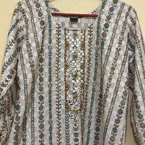 Pakistani Cotton Chickenkari Handwork Kurta