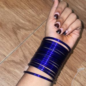 🌟SET OF 26 blue Glass Bangles🌟