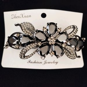 806 - - Korean Diamond Hair Clip