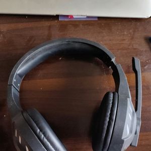 pTron Studio Pixel Over-Ear Wireless Gaming Headph