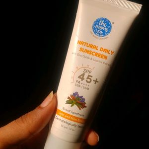 ₹30 Off On The Moms Co. Sunscreen