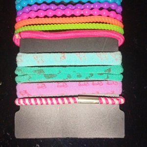 12 Hair Ties For Women