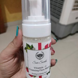 Seer Secrets Vitamin C Foaming Face Wash