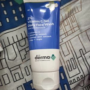 Derma Co Vit C Gel Face Wash