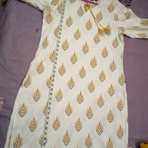 Avaasa Women's Kurta