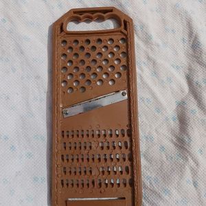 Crisper/grater