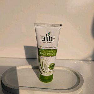 Alite Aloe & Neem Face Wash