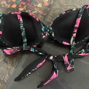 HEAVY CUP BRA FOR VACAY