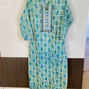 Kurta Set With Dupptaa