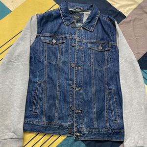 Imported FOREVER 21 Denim jacket.