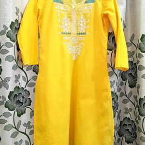 Chickenkari Kurta For Women