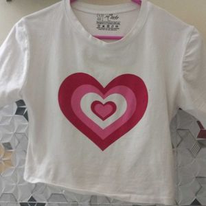 Y2K-Inspired Heart Graphic White Crop Top