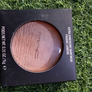 Mac Combo Highlighter And Blush