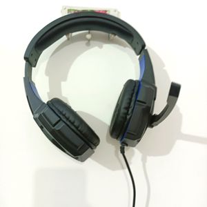 Gaming Headset With Blue Lights