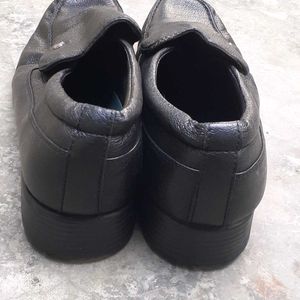 Bata Black Shoe