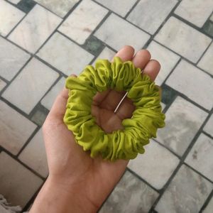 Set Of 2 Hair Scrunchie