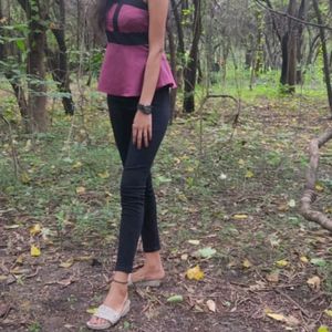 Casual Sleeveless Solid Maroon Top