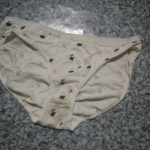 Panty Availble To Sale Used