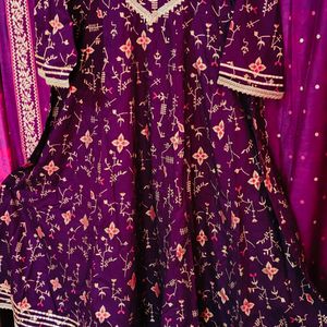 Purple 💜 Frock Suit For Women