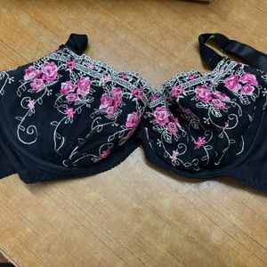 Beautiful Pink And Black Bra