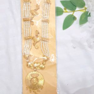 Pearl Green Gem Jewellery Set Necklace And Earring