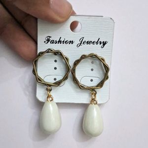 Set Of 2 Earings