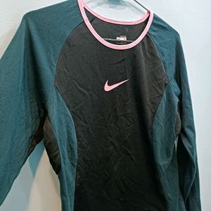 🇺🇲 Vintage Nike Imported Tshirt