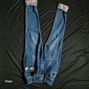 Trendy High-waist Flower Design Jeans For Women