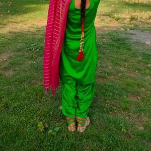 Partywear Green Patiala Punjabi Suit With Pink Con