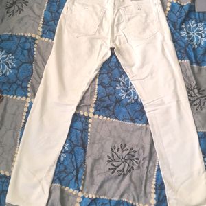 New White Jeans Brand [ Musician ]