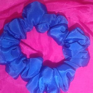 5 Hair Scrunchies+ 🎁