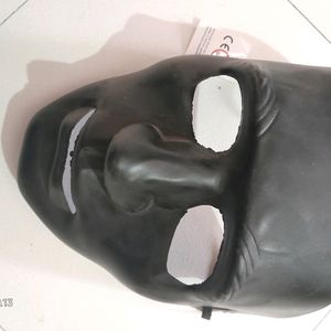 Black mask