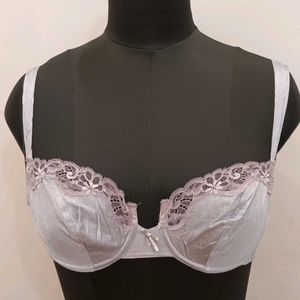 Branded Non Padded Bra 34B