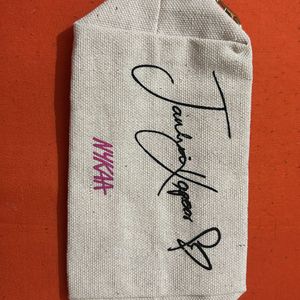 Nykaa Janhvi Kapoor Pouch